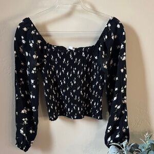 American Eagle Floral Black Smocked Women's Top